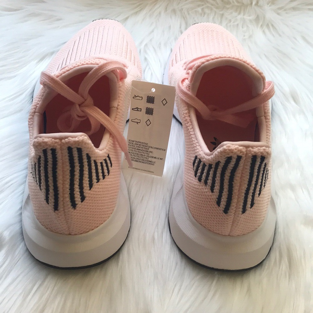WOMENS ADIDAS SWIFT RUN - Picture 5 of 6